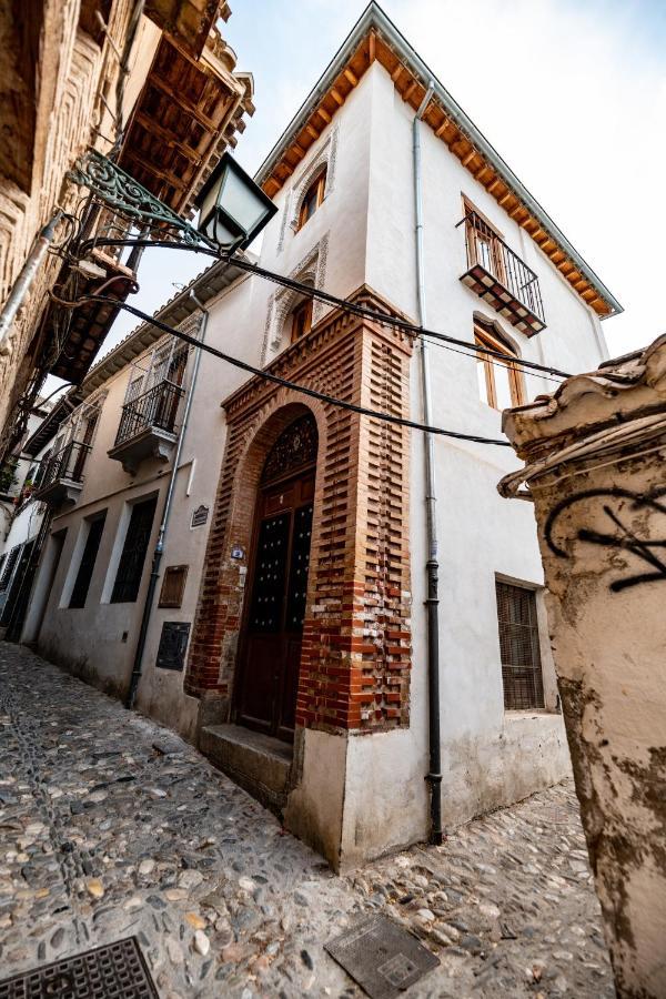 Amaka House Hostel Granada Exterior photo